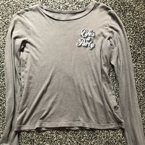 Long sleeve tee that's only been worn a few times!